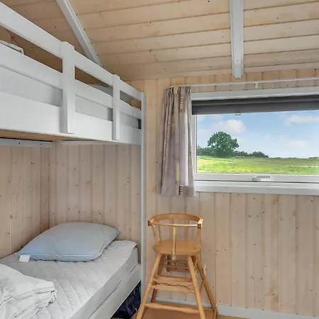 Three-bedroom In בית נופש