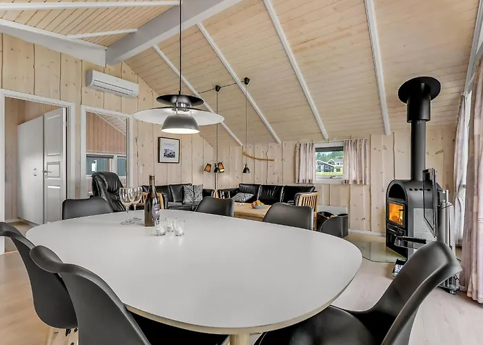 Three-bedroom In Vakantiehuis Nordborg