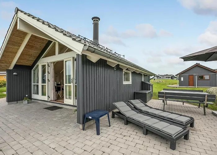 Three-bedroom In Vakantiehuis Nordborg