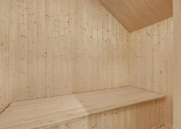 Three-bedroom In Vakantiehuis *